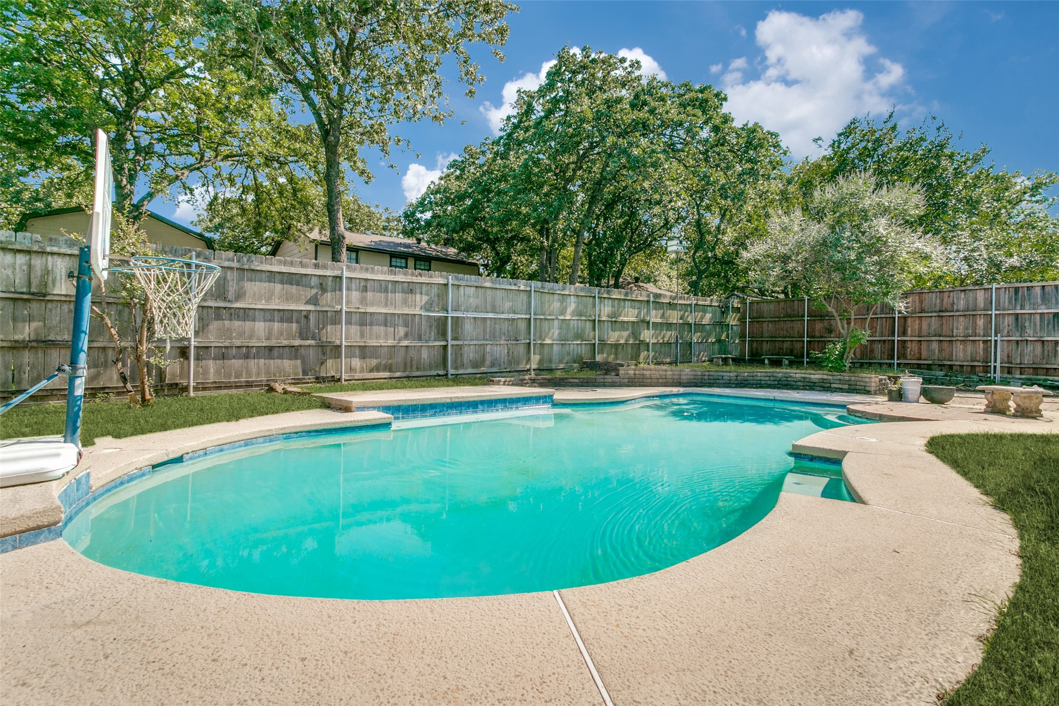 3012 Pin Oak Lane Bedford TX 76021