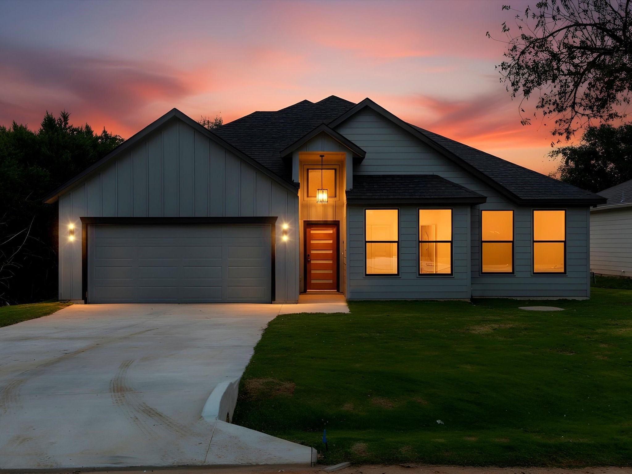 5105 Waterbury Court Granbury TX 76048