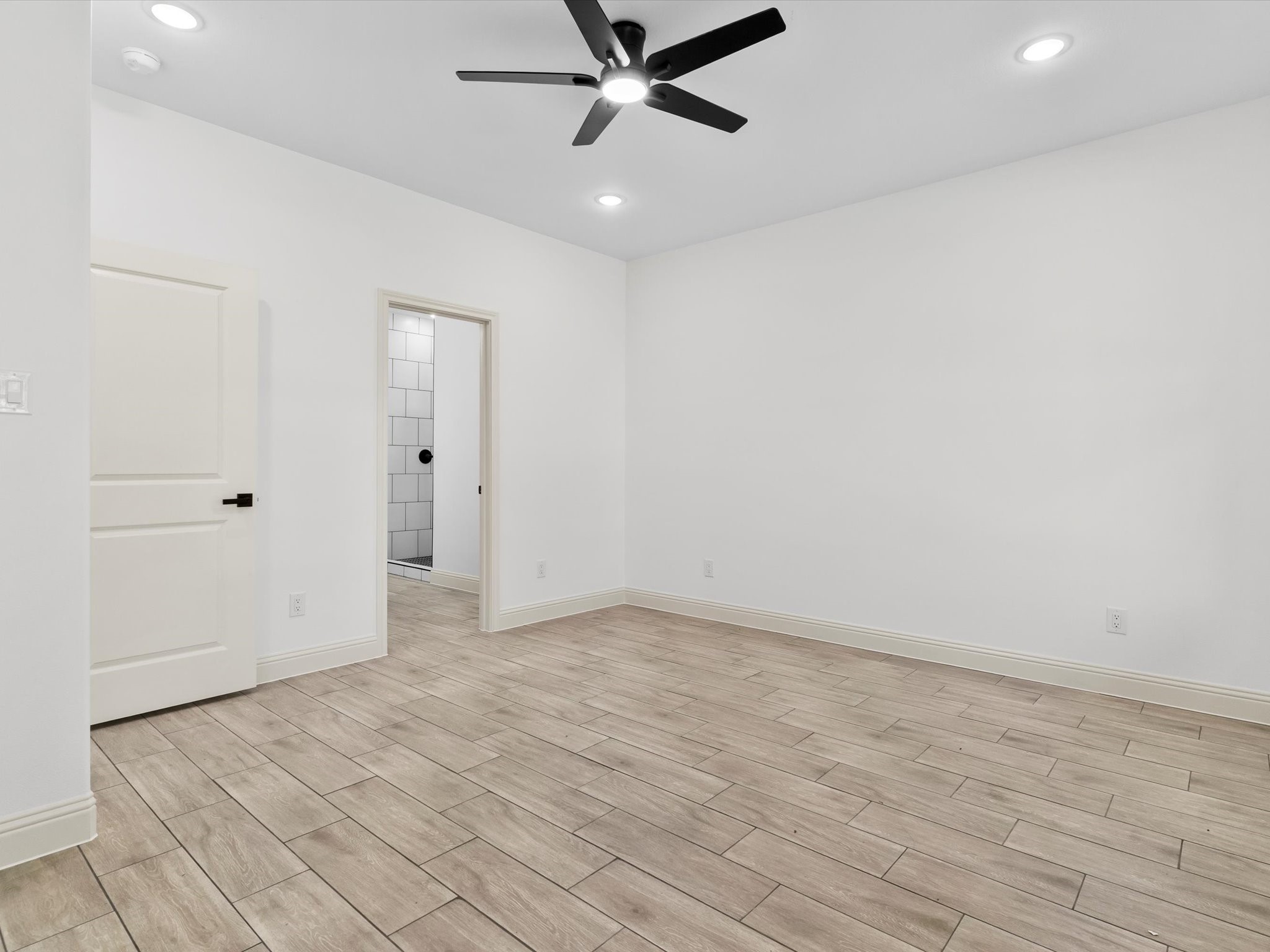 5105 Waterbury Court Granbury TX 76048