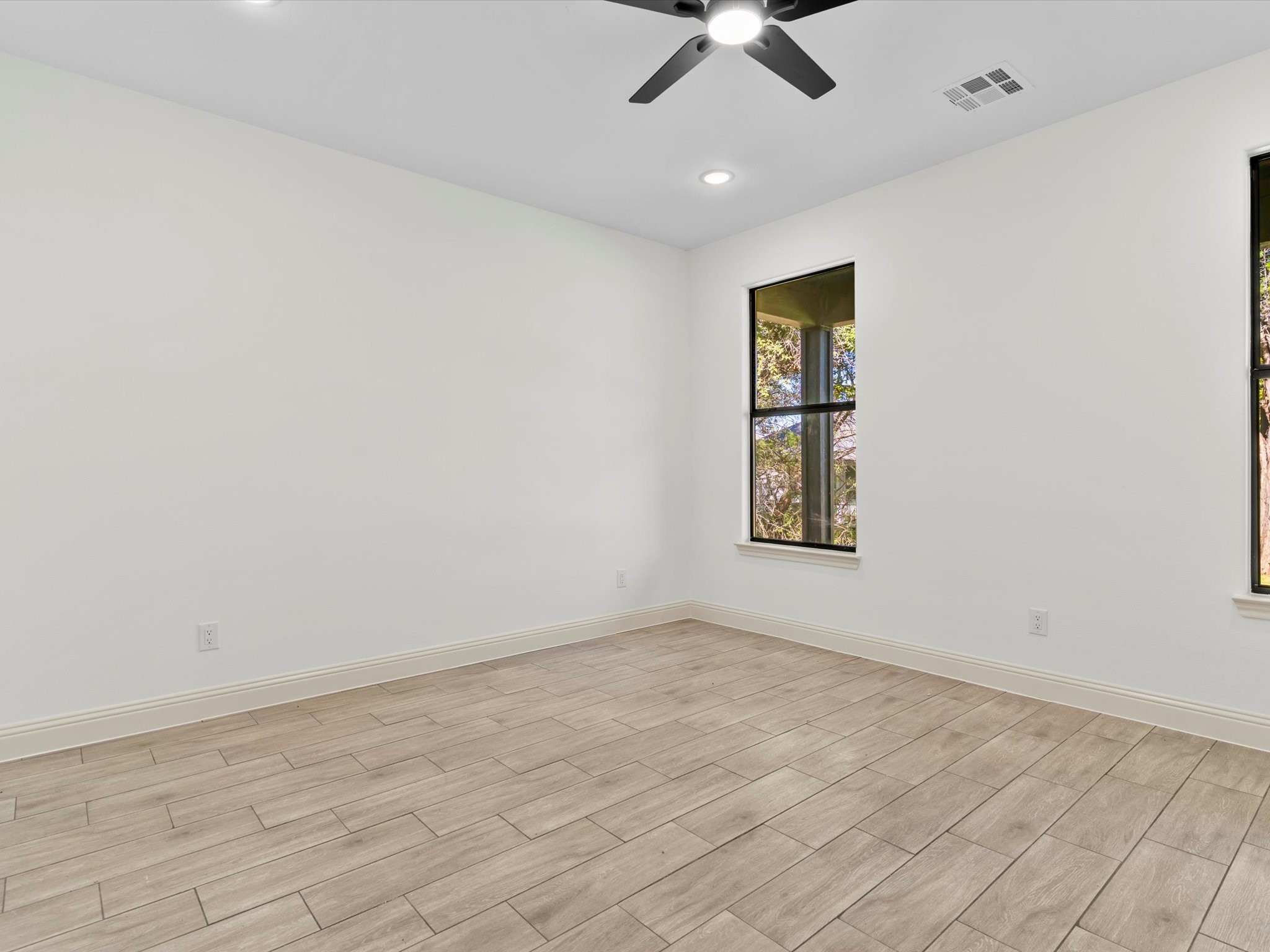 5105 Waterbury Court Granbury TX 76048