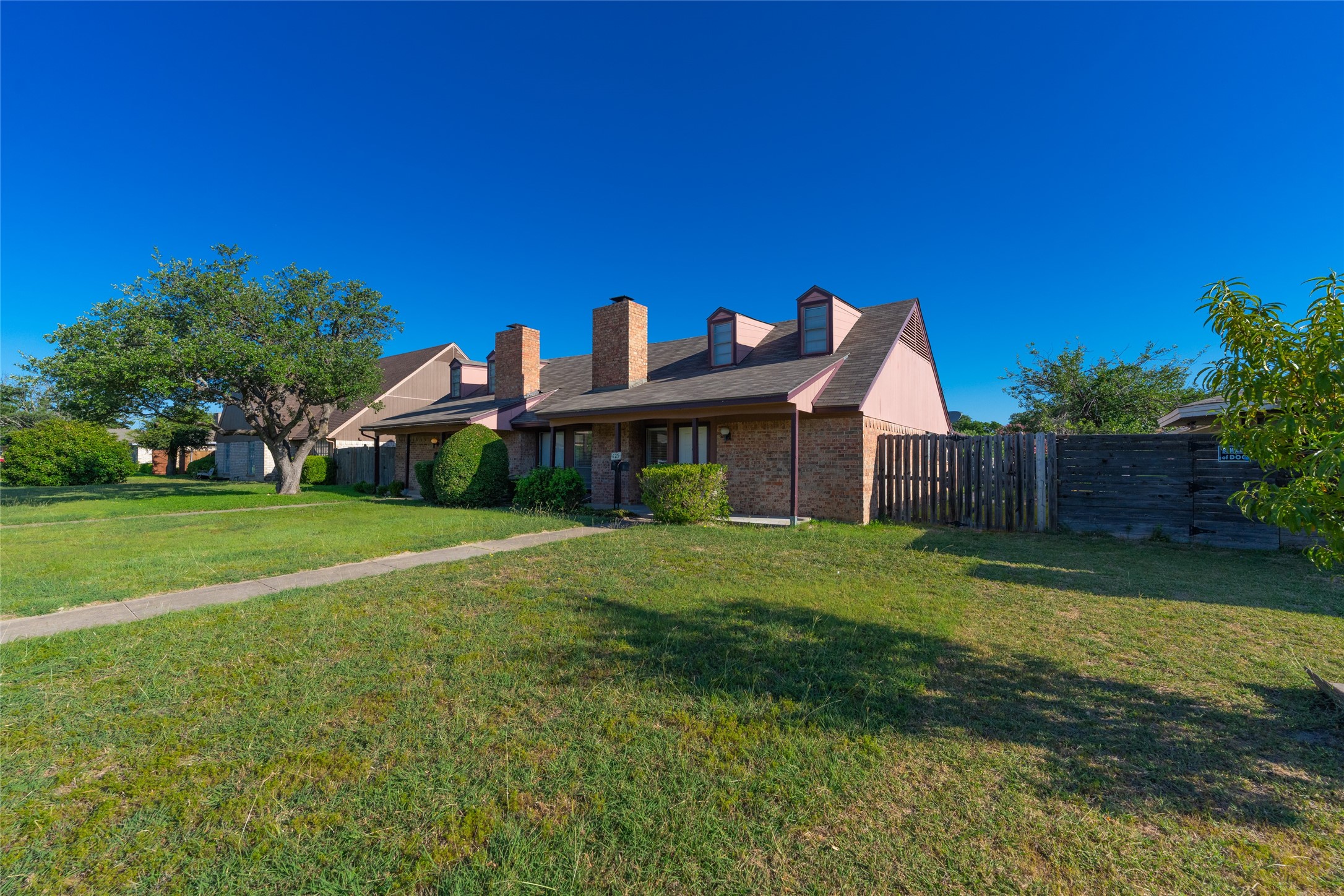 625 Woodhaven Place Richardson TX 75081
