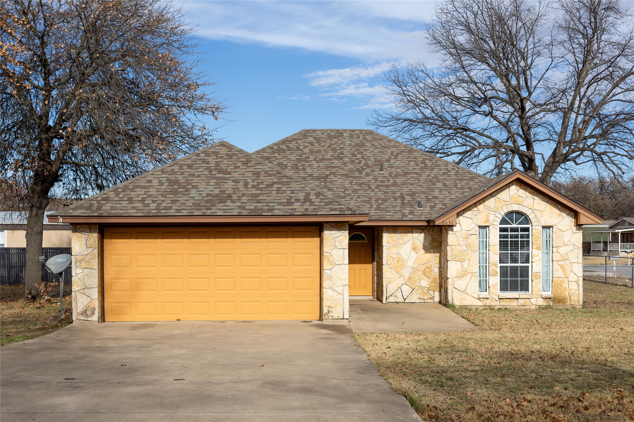 6630 Blue Water Circle Granbury TX 76049