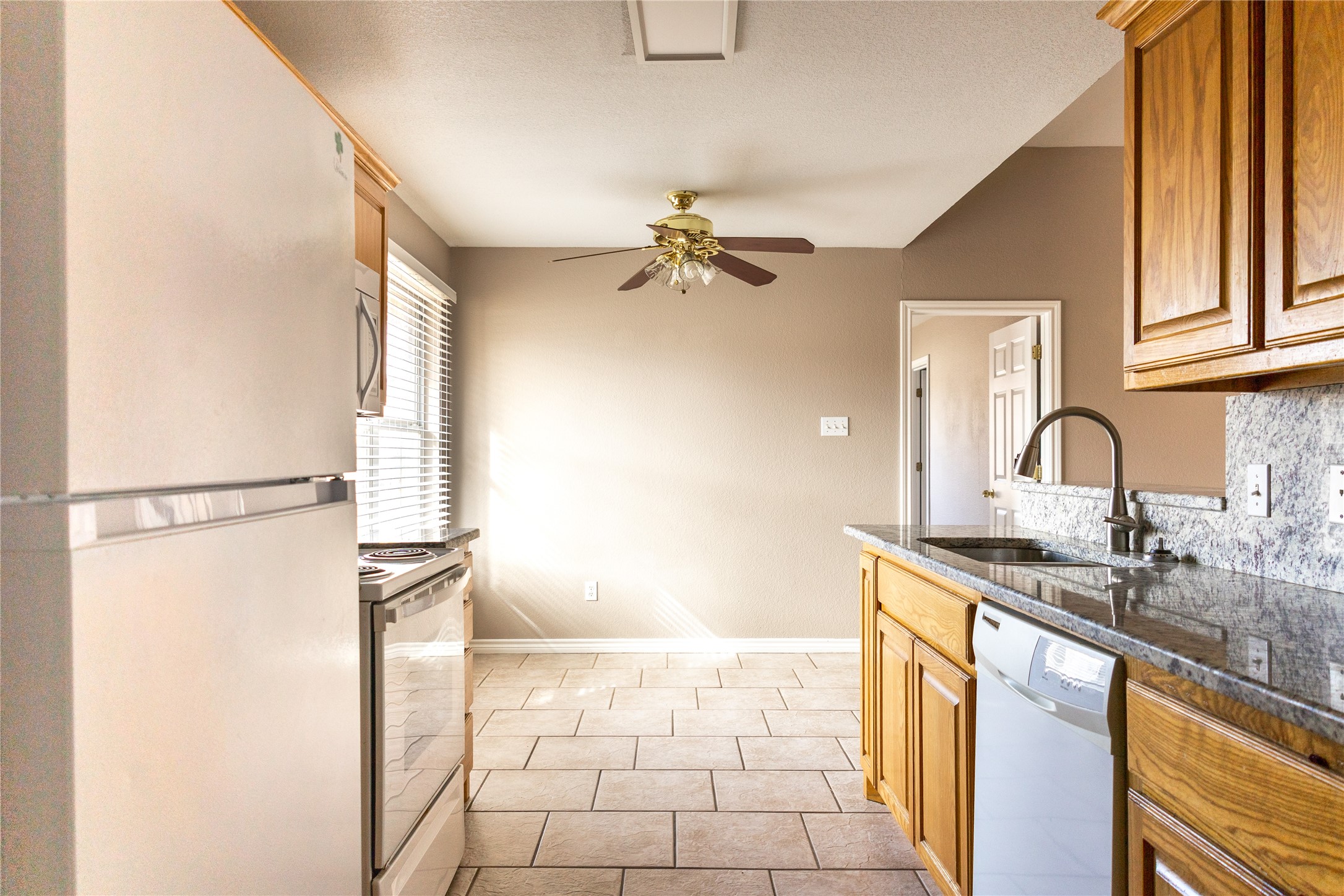 6630 Blue Water Circle Granbury TX 76049