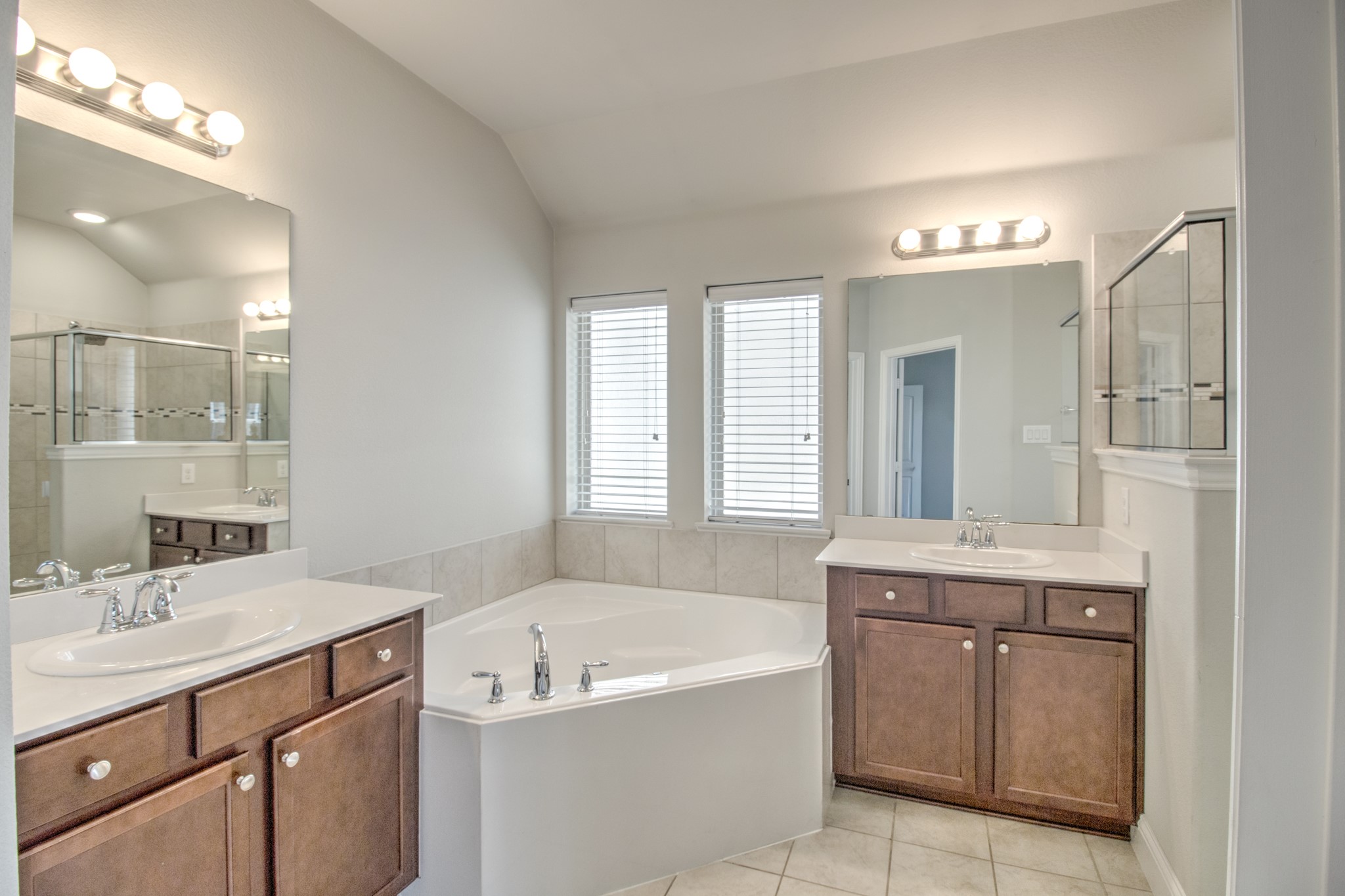 1925 Alton Way Aubrey TX 76227
