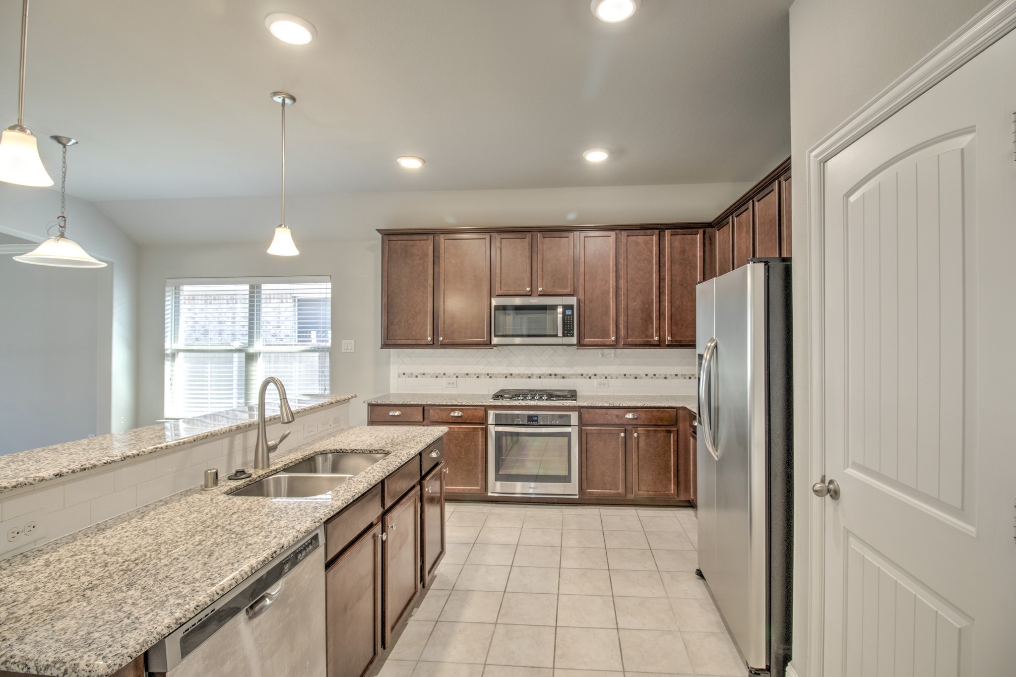 1925 Alton Way Aubrey TX 76227
