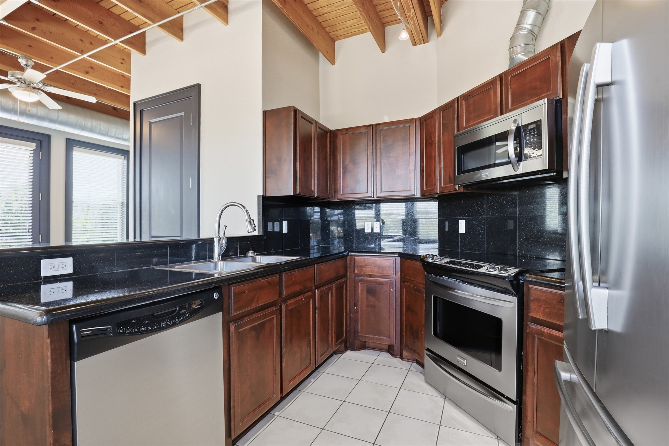 928 Lipscomb Street Fort Worth TX 76104