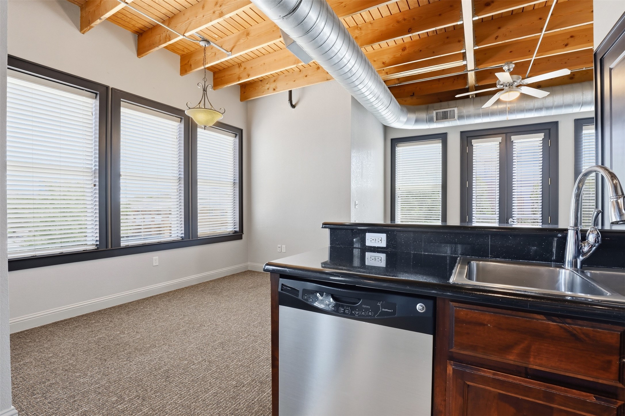 928 Lipscomb Street Fort Worth TX 76104