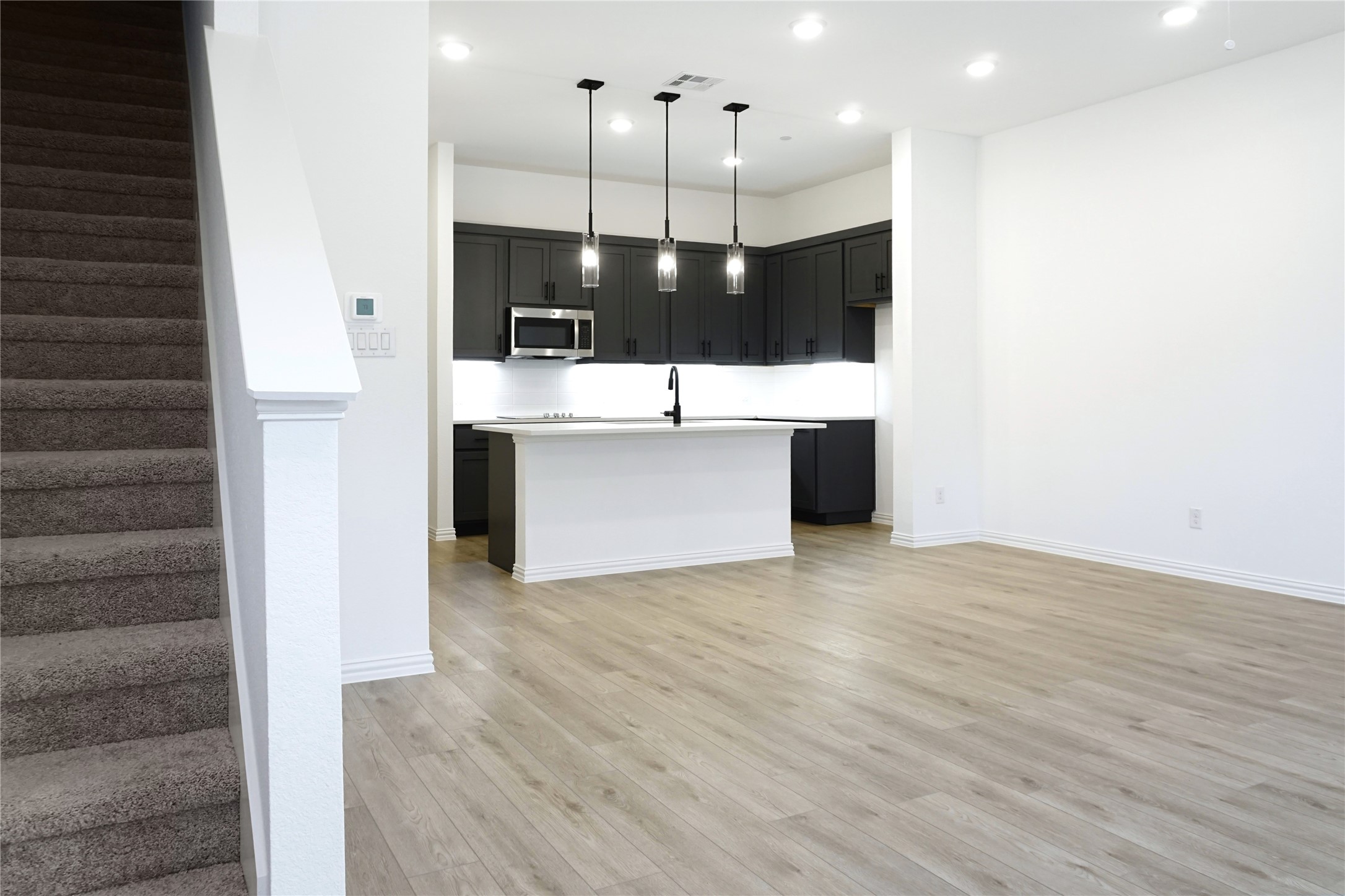 631 Redwood Way Mansfield TX 76063