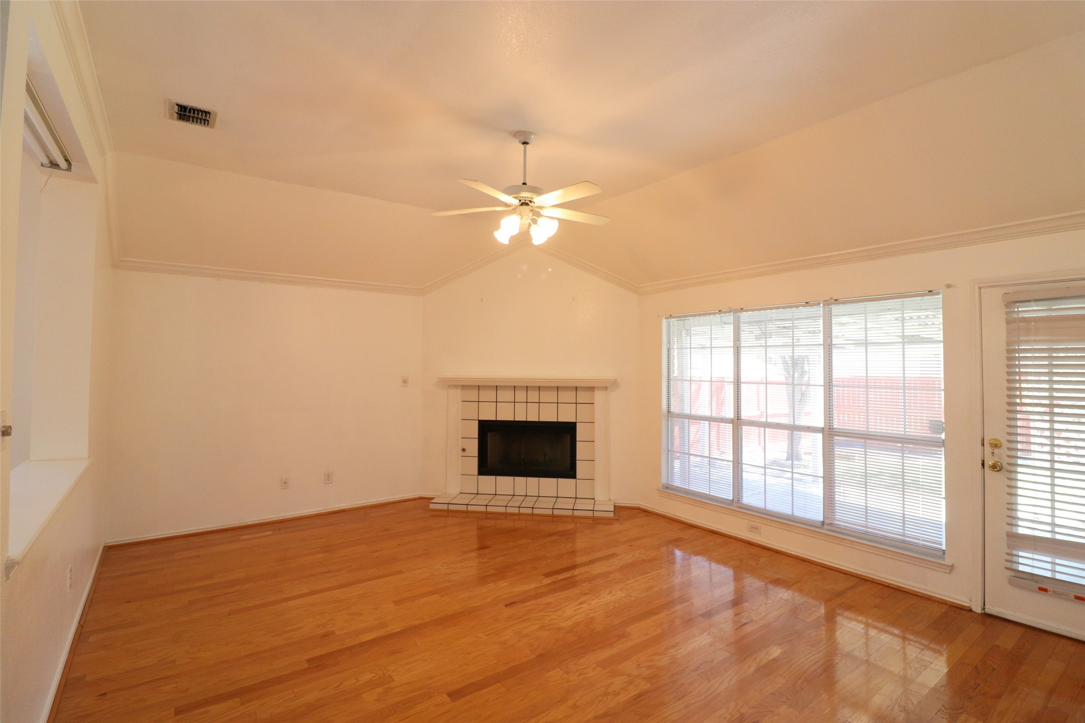1728 Bennington Drive Carrollton TX 75007