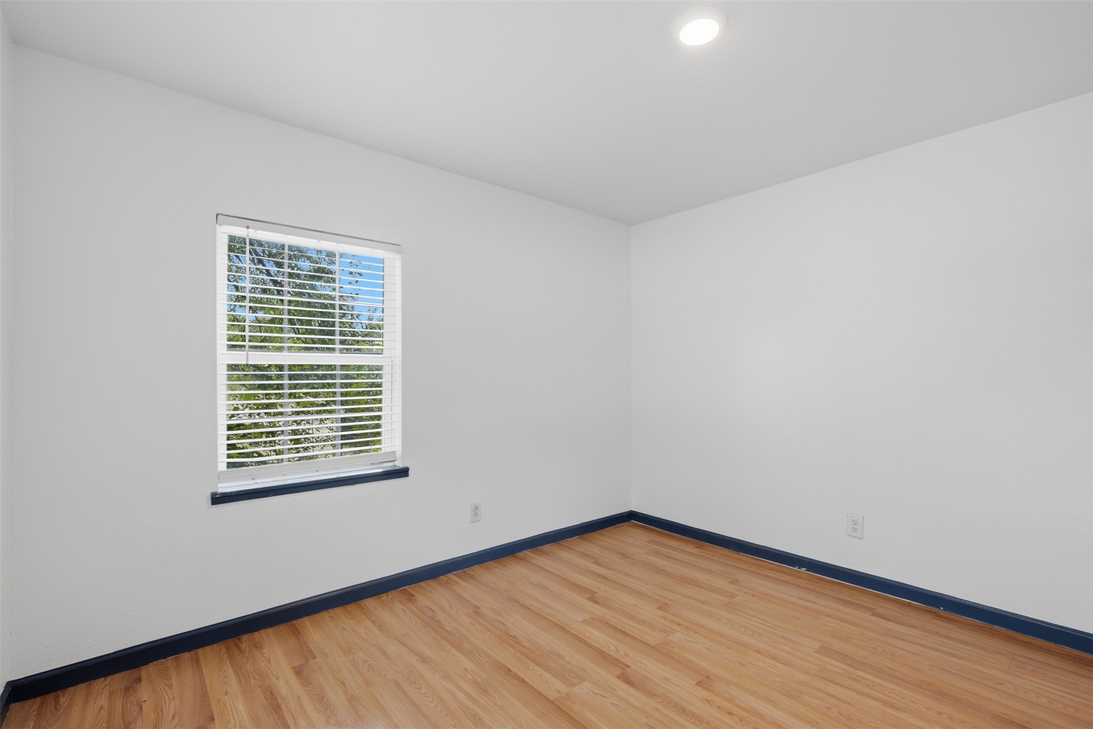 620 E Sears Street Denison TX 75021
