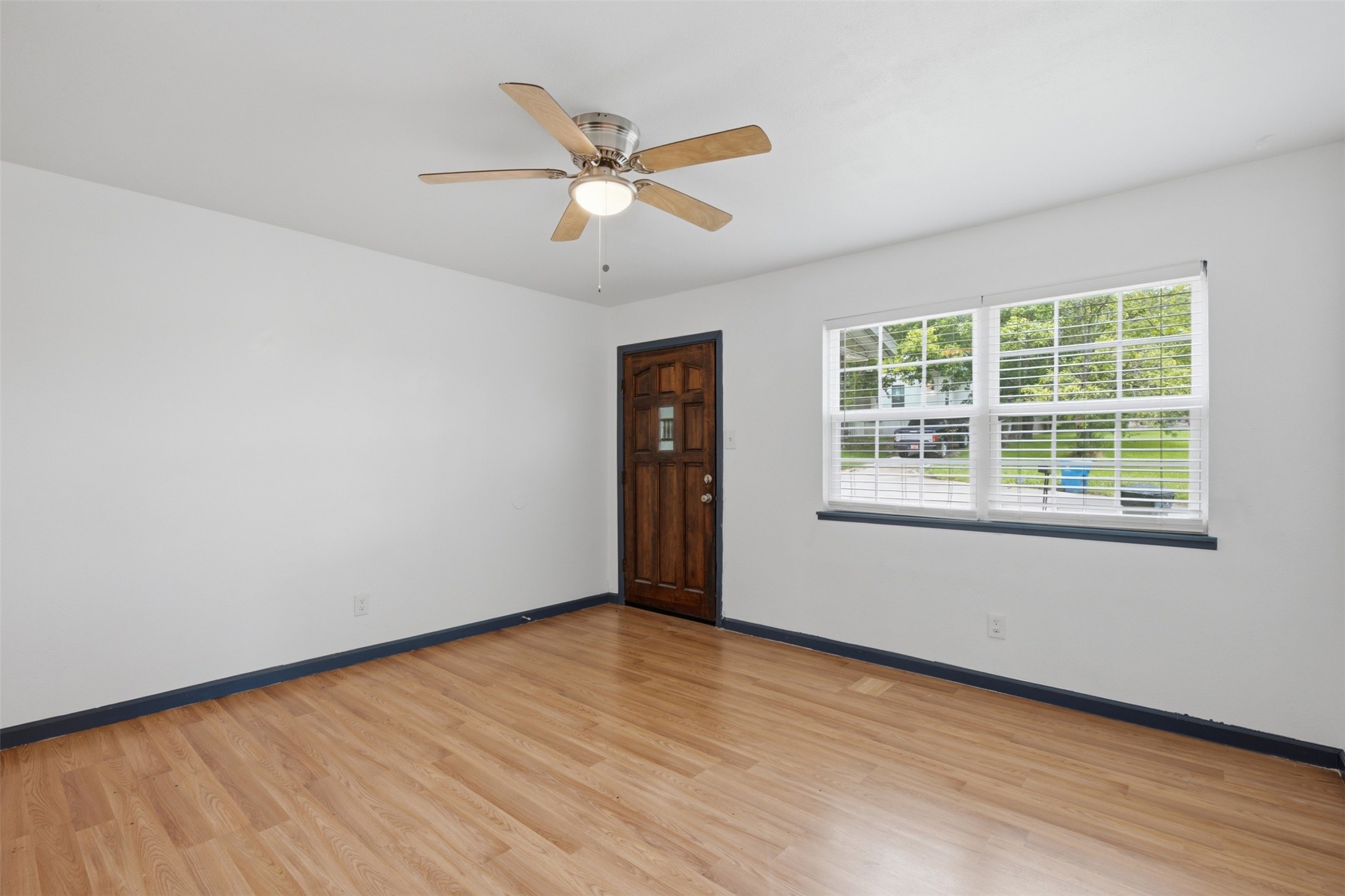 620 E Sears Street Denison TX 75021