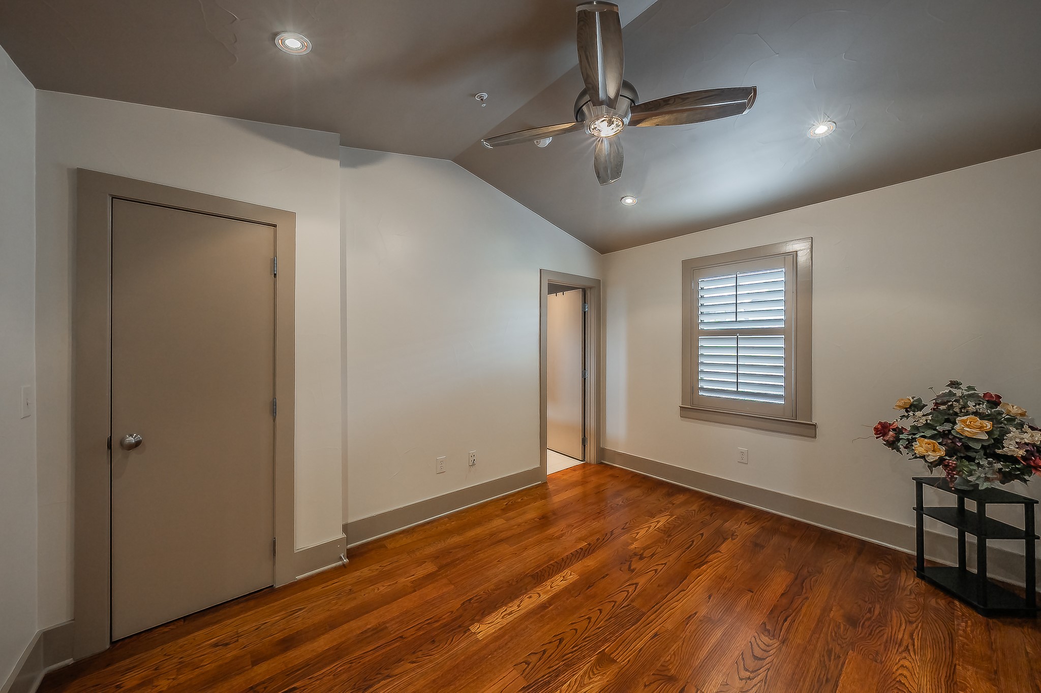 6350 Oriole Drive Dallas TX 75209