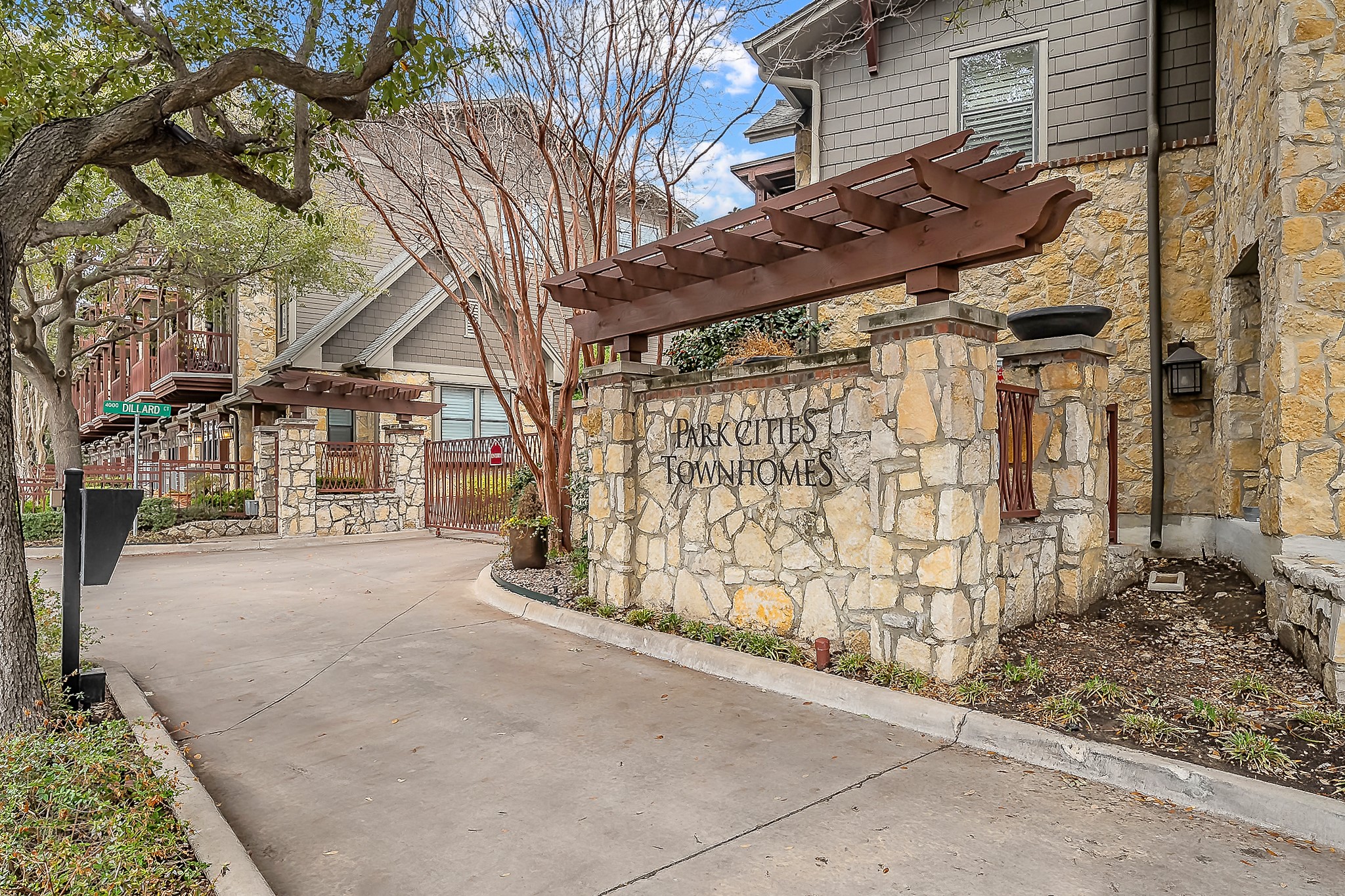 6350 Oriole Drive Dallas TX 75209