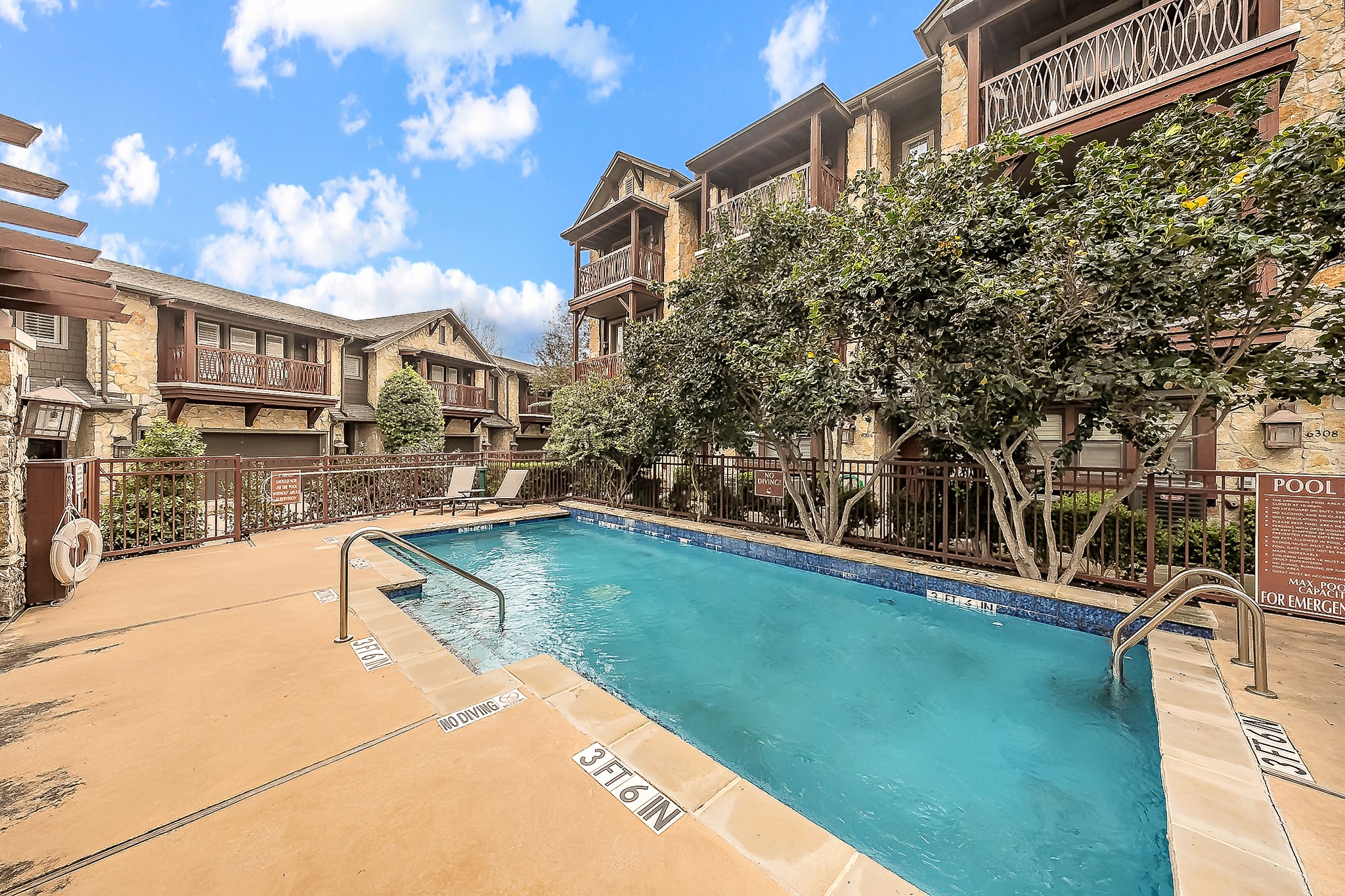 6350 Oriole Drive Dallas TX 75209
