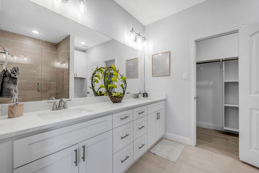 3237 Chihuahua Avenue Dallas TX 75212