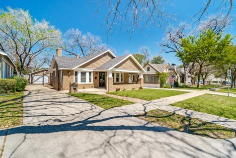 3728 Bunting Avenue Fort Worth TX 76107