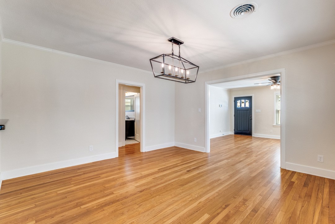 3728 Bunting Avenue Fort Worth TX 76107