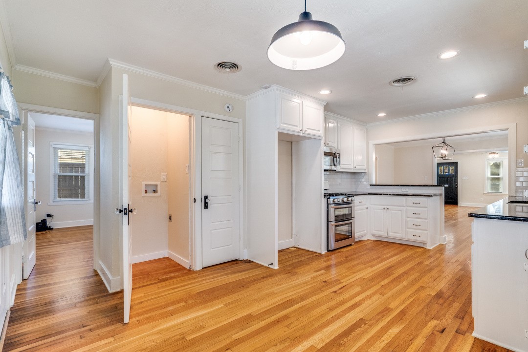 3728 Bunting Avenue Fort Worth TX 76107