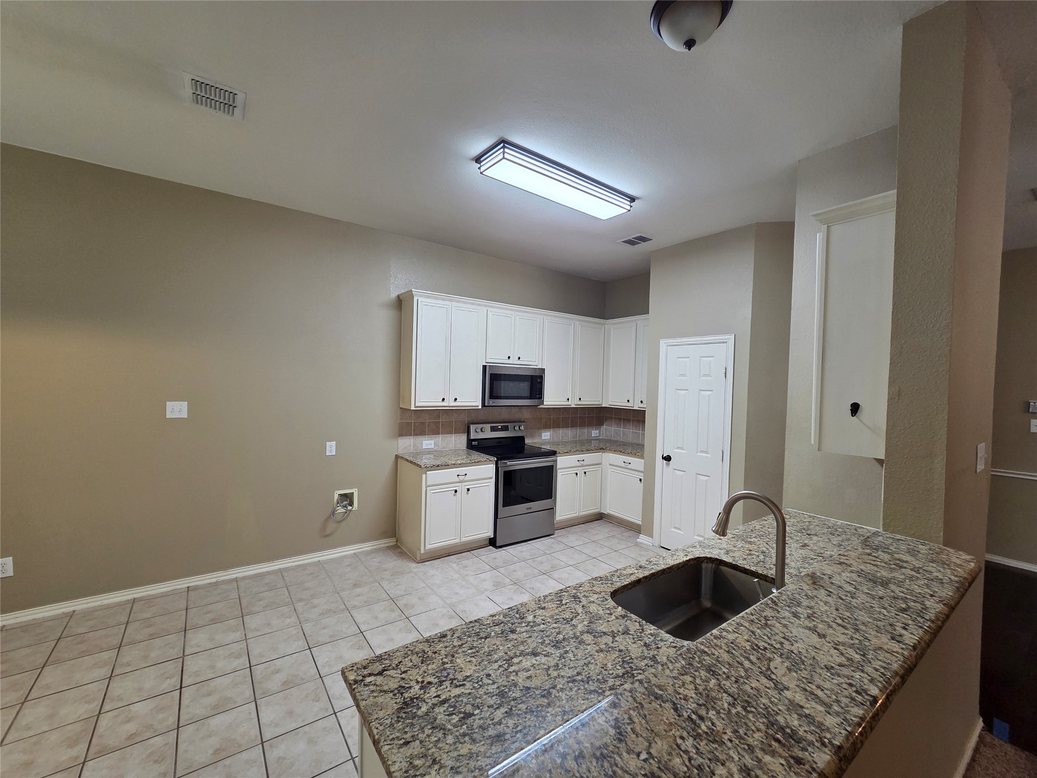 100 Millington Trail Mansfield TX 76063