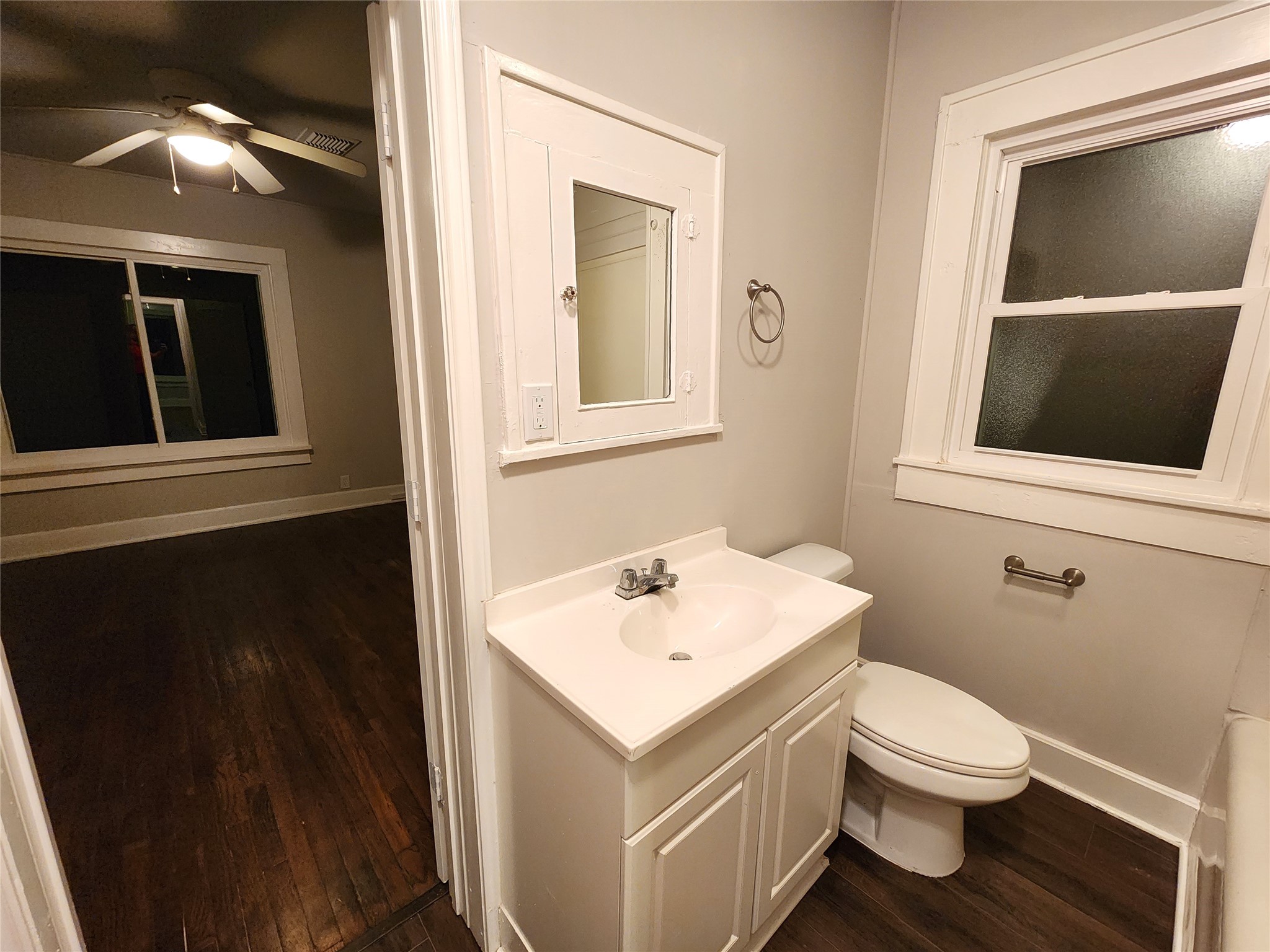 2114 N Elm Street Denton TX 76201
