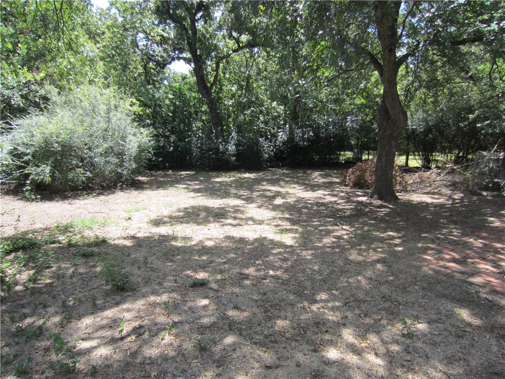 2114 N Elm Street Denton TX 76201