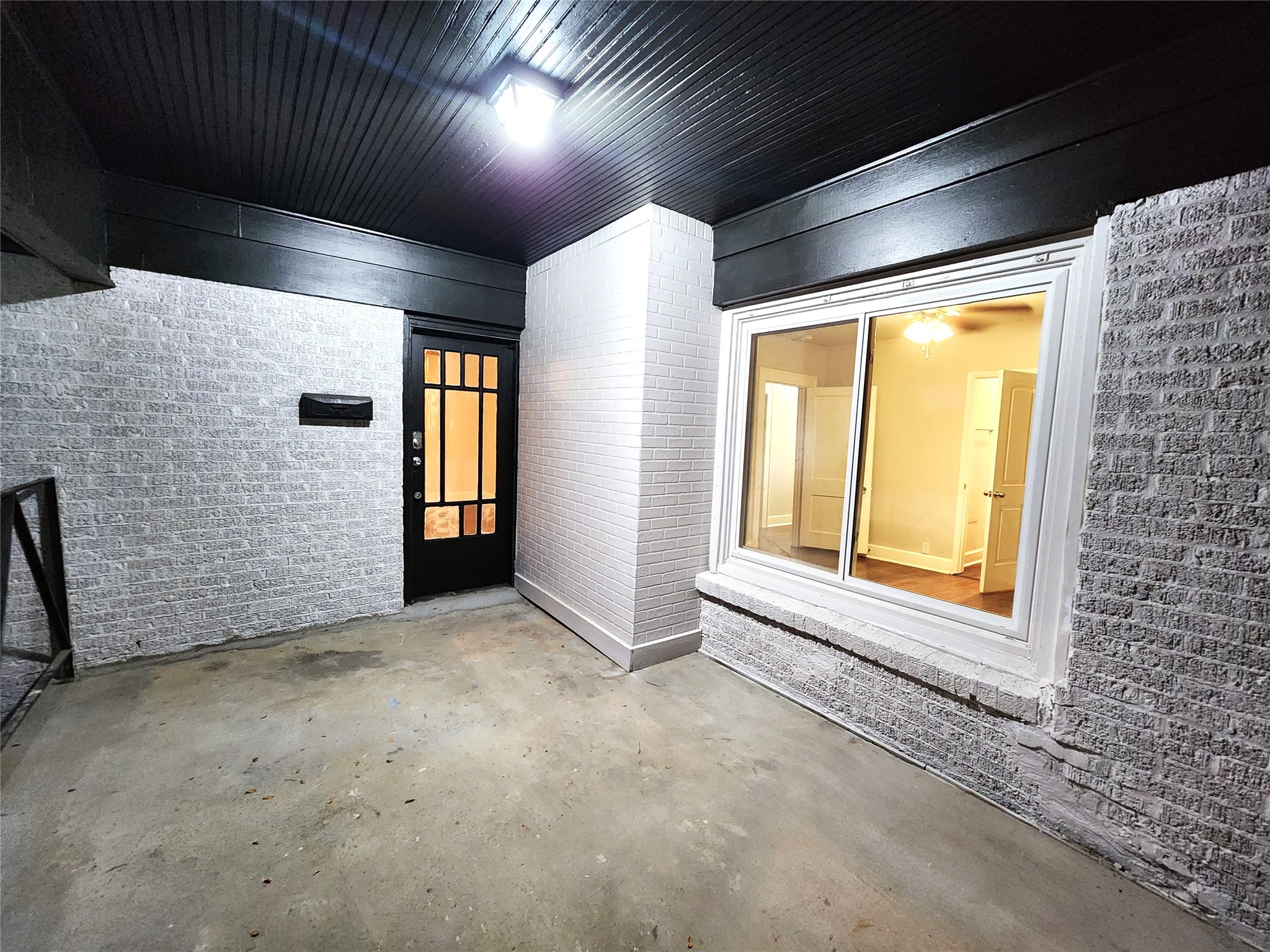 2114 N Elm Street Denton TX 76201