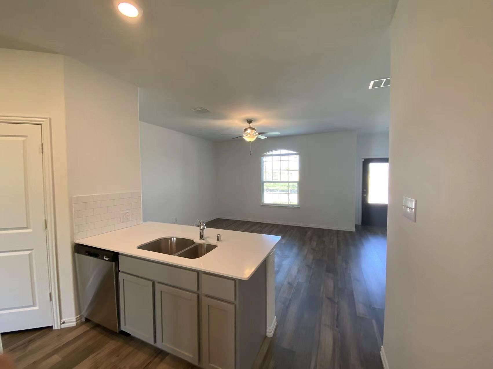 5452 Montrose Drive Forney TX 75126
