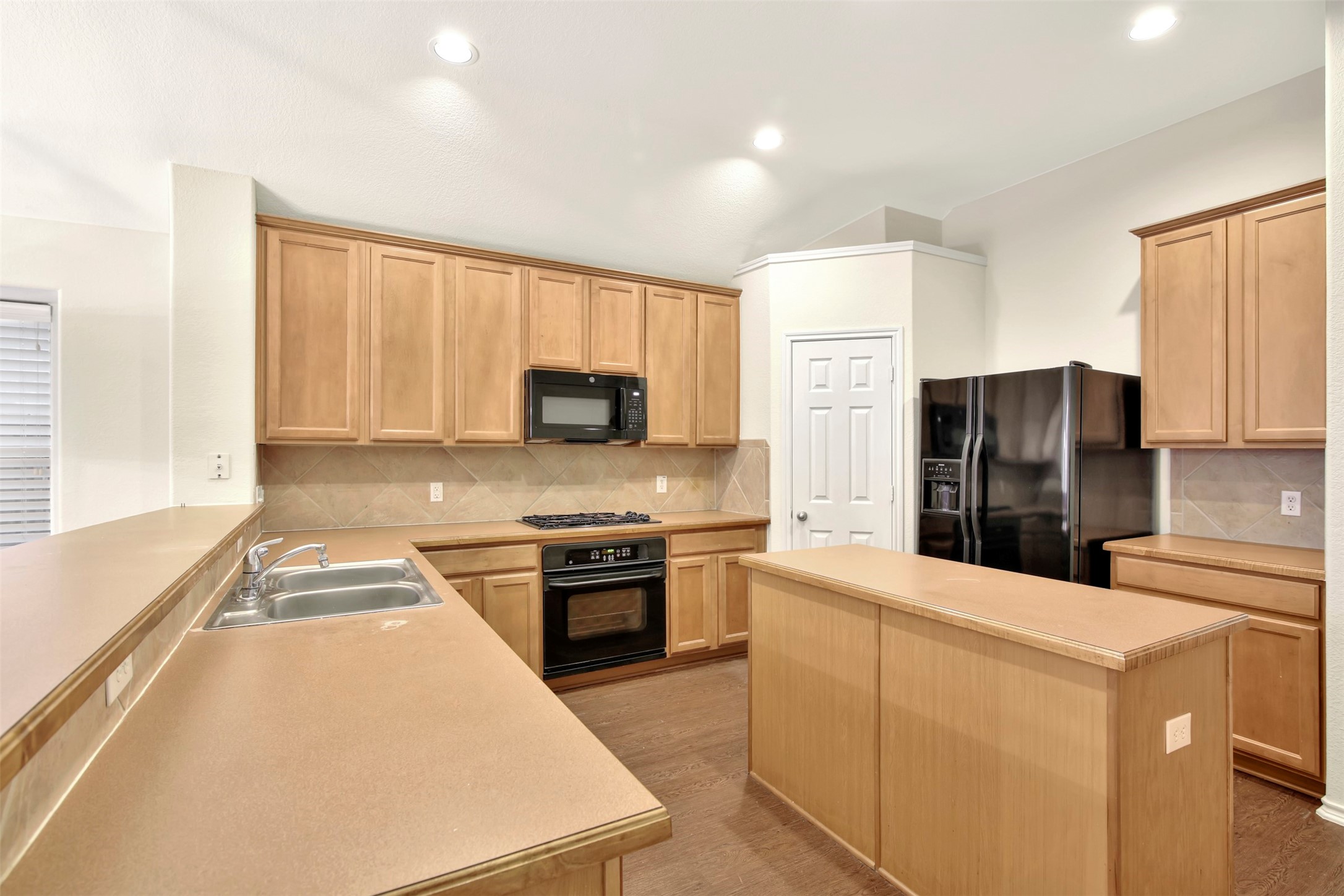 9205 Regal Oaks Drive Mckinney TX 75072