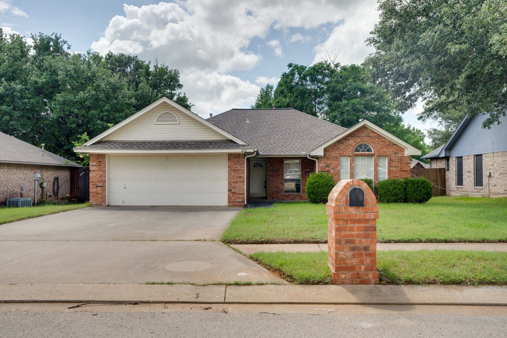215 Linda Street Aubrey TX 76227