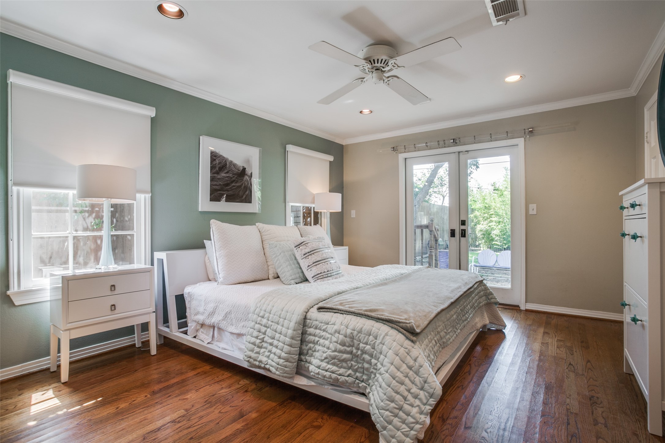 5742 W Hanover Avenue Dallas TX 75209