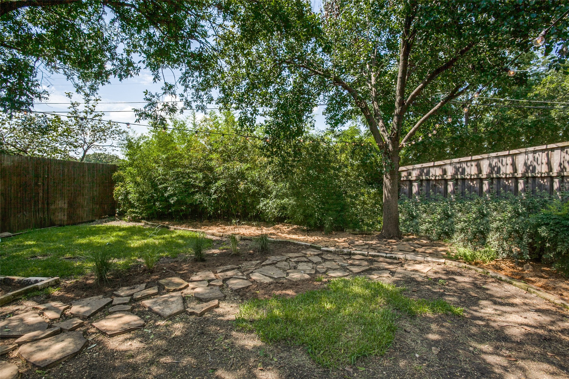 5742 W Hanover Avenue Dallas TX 75209