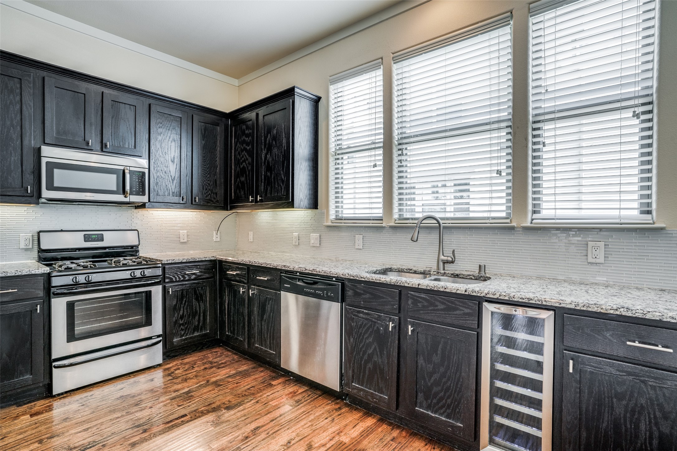4323 Dickason Avenue Dallas TX 75219