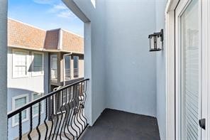 2316 Stutz Drive Dallas TX 75235