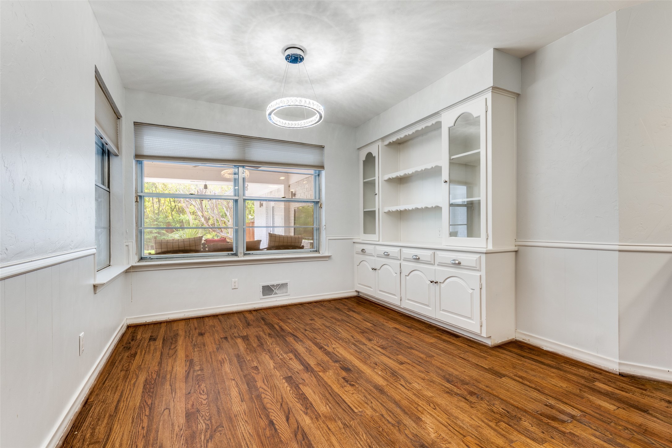 7328 Mimosa Lane Dallas TX 75230