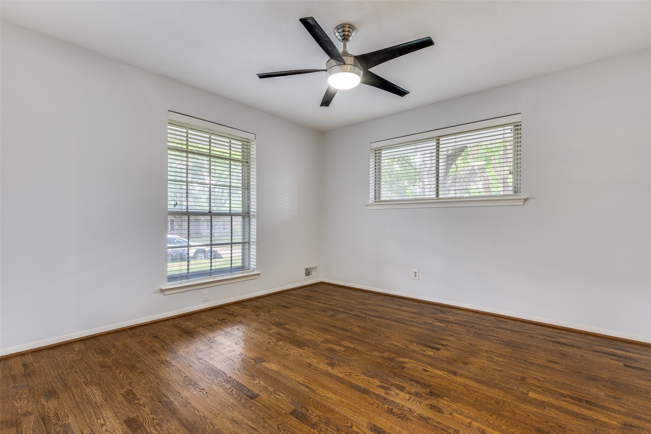 7328 Mimosa Lane Dallas TX 75230