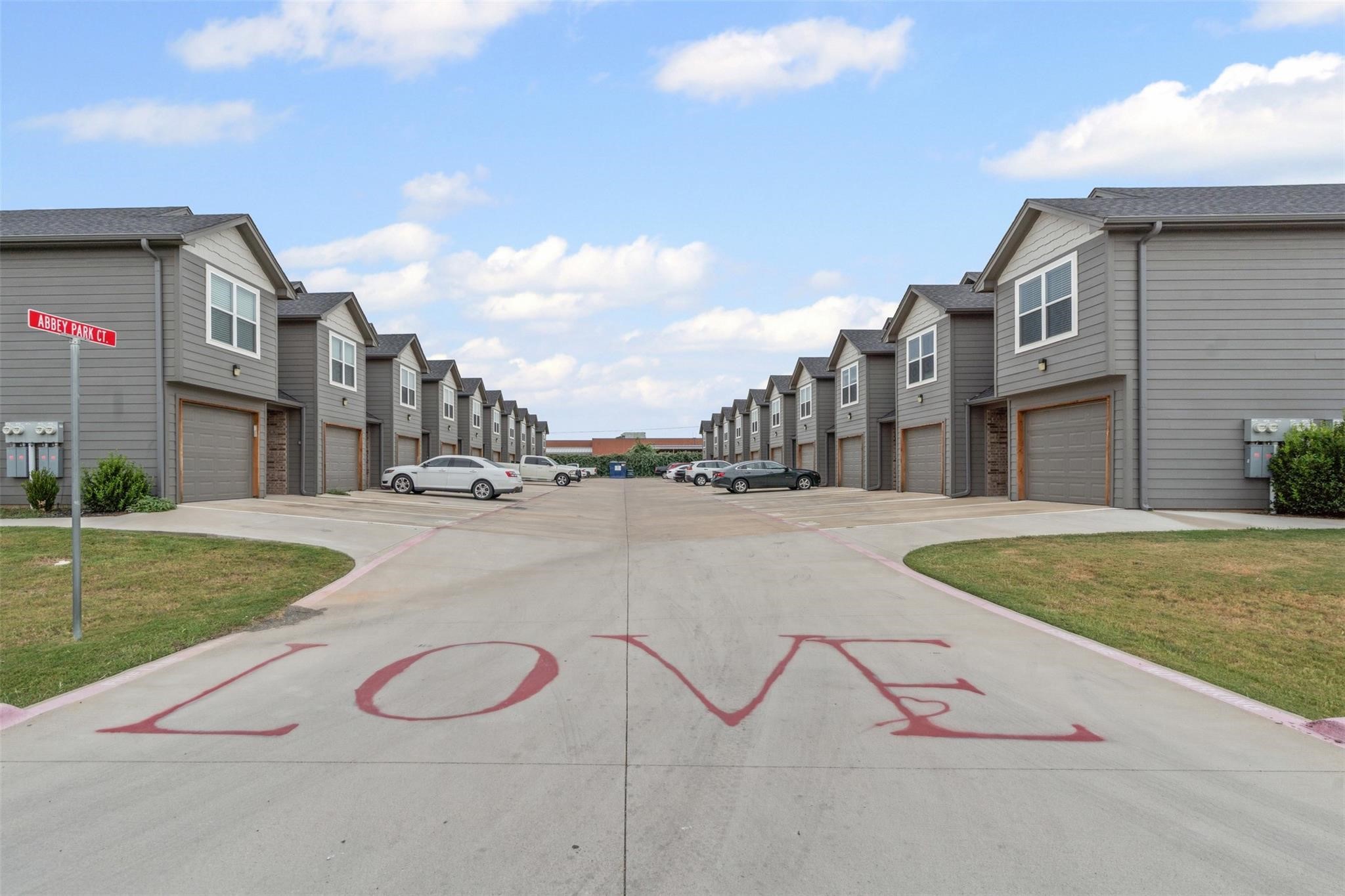128 Abbey Park Court Granbury TX 76049