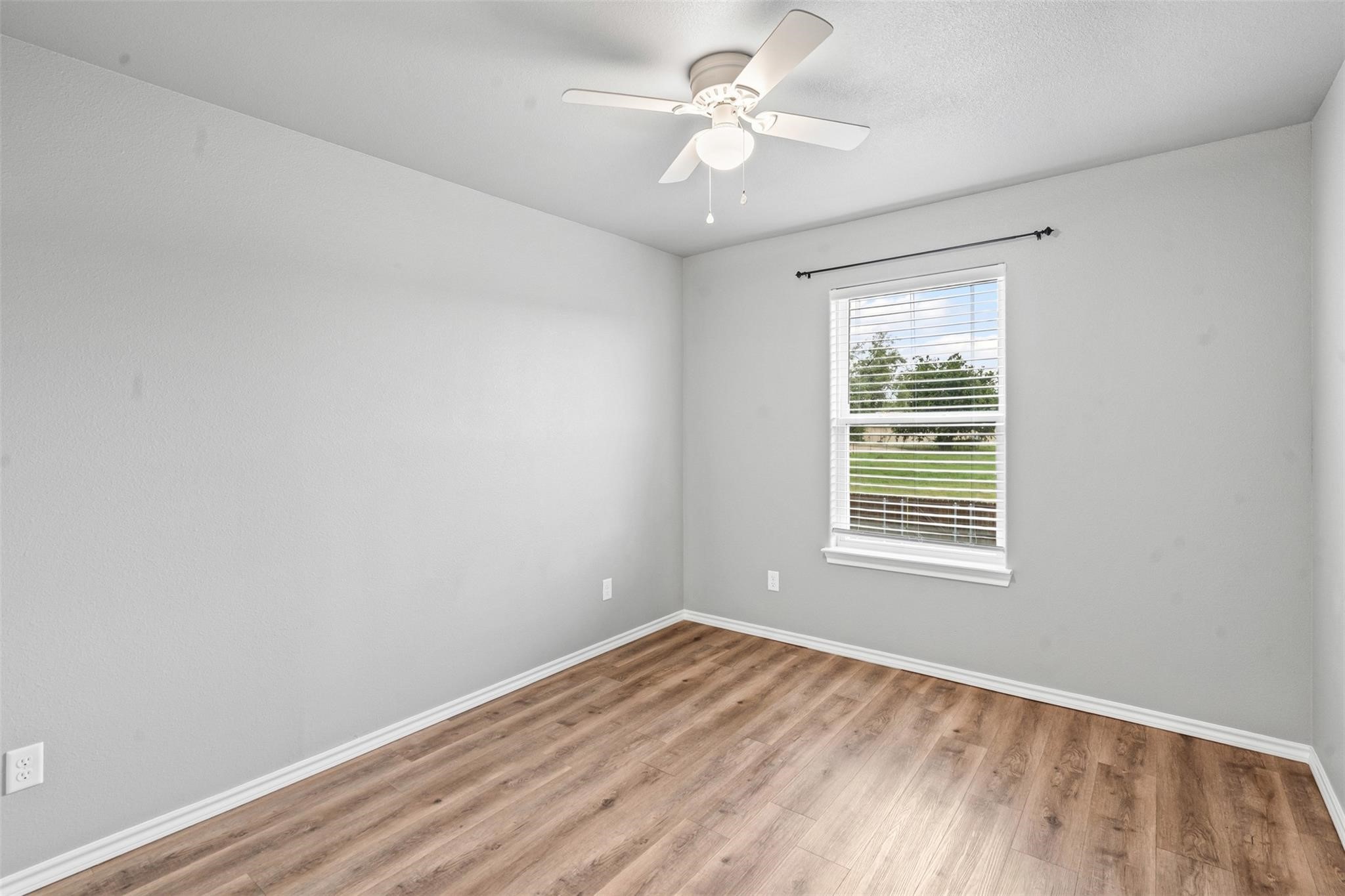 128 Abbey Park Court Granbury TX 76049