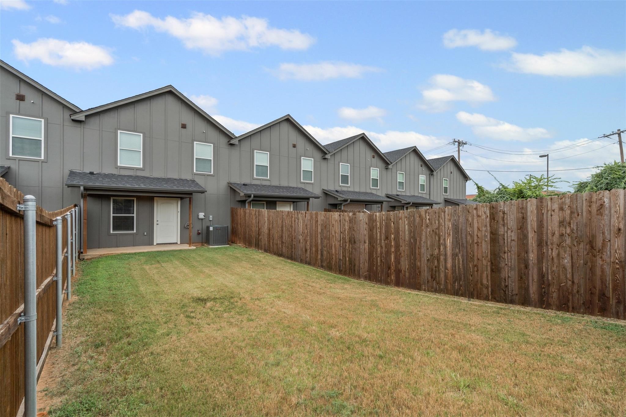 128 Abbey Park Court Granbury TX 76049