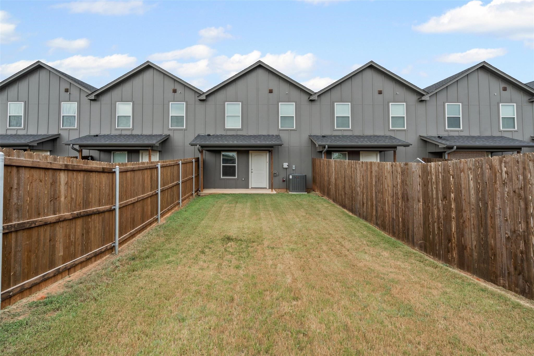 128 Abbey Park Court Granbury TX 76049
