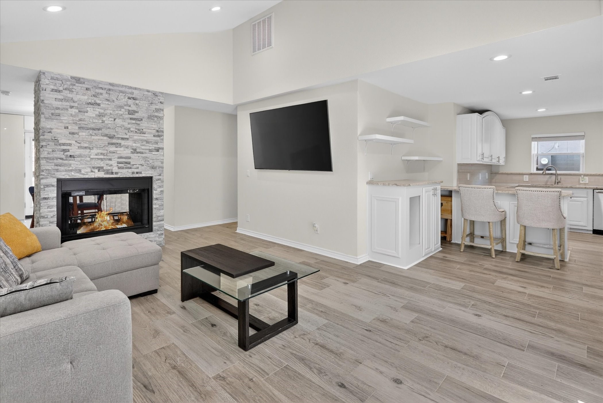 4315 Cabell Drive Dallas TX 75204