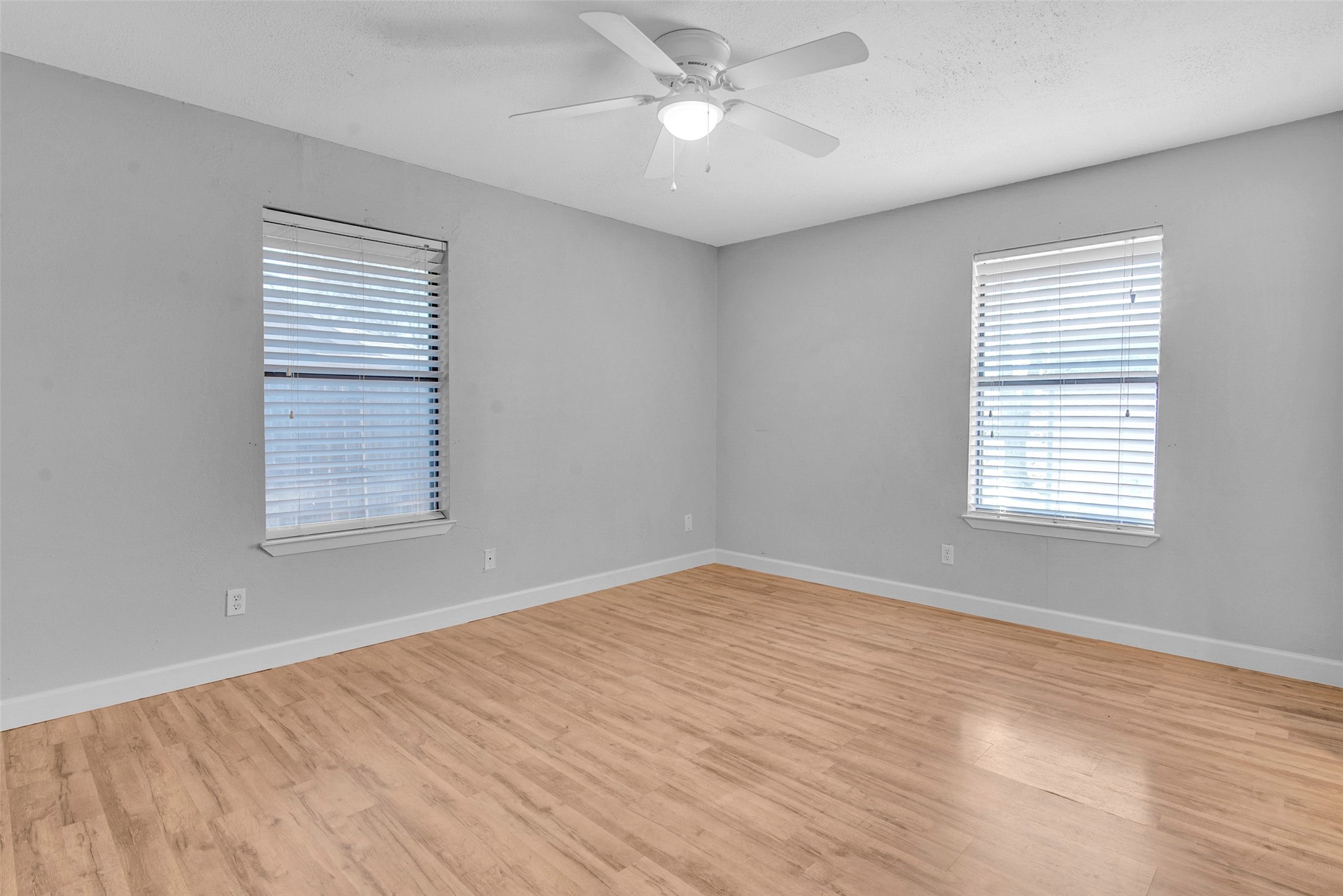 751 W Jefferson Street Van Alstyne TX 75495