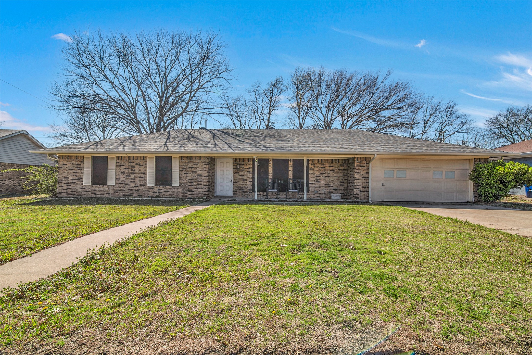 751 W Jefferson Street Van Alstyne TX 75495