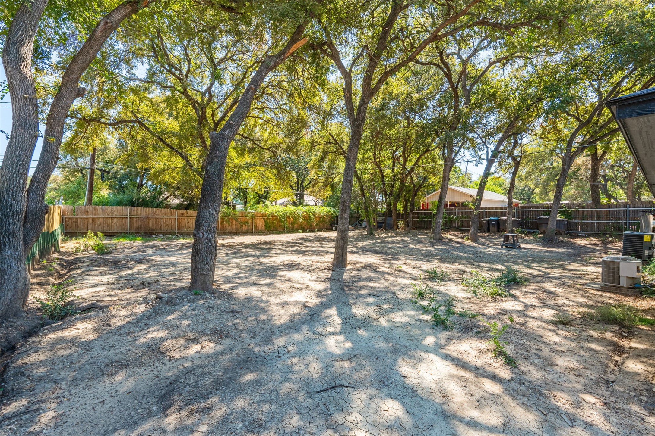 5914 Asbury Avenue Fort Worth TX 76119