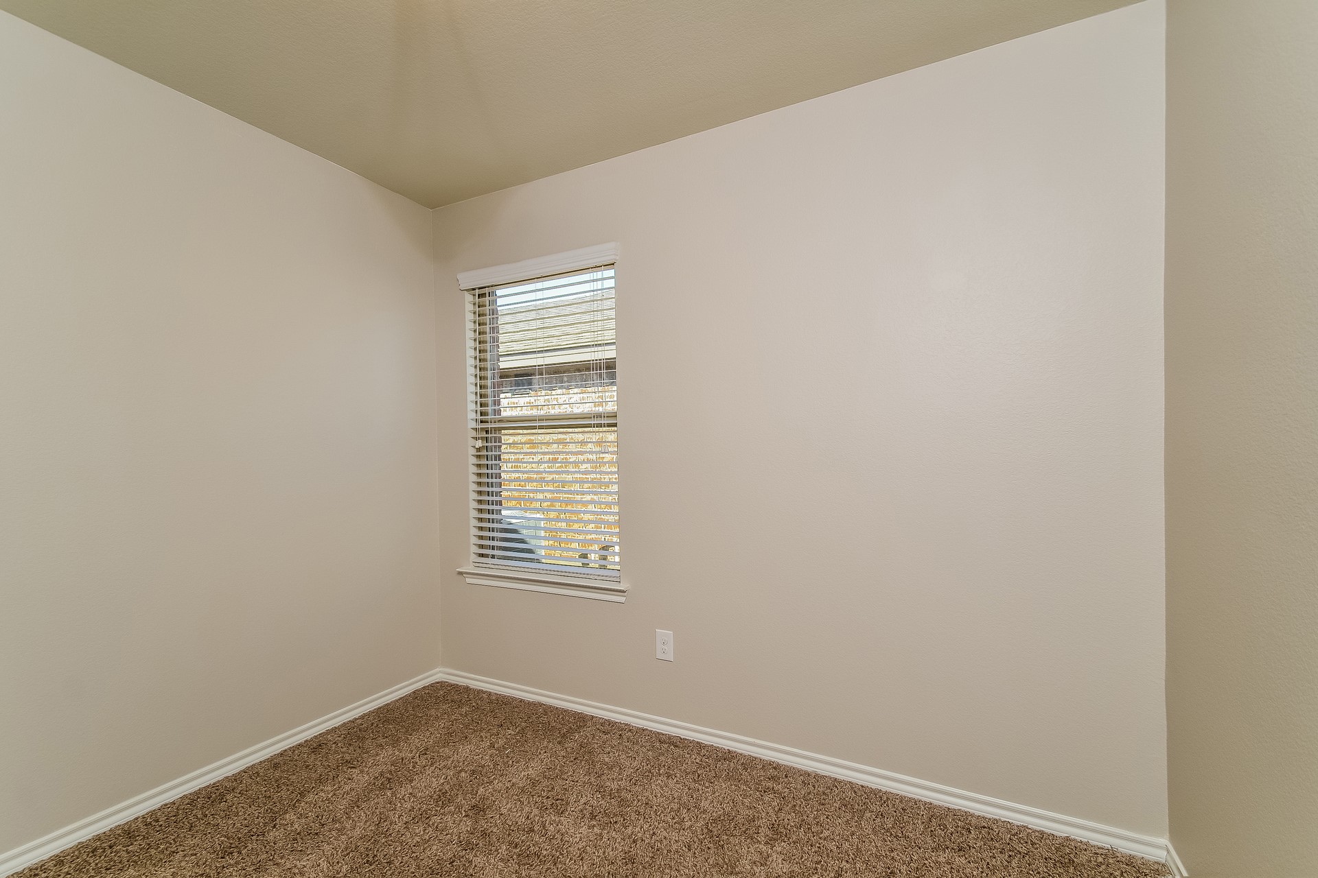 1218 Meadow Creek Drive Princeton TX 75407