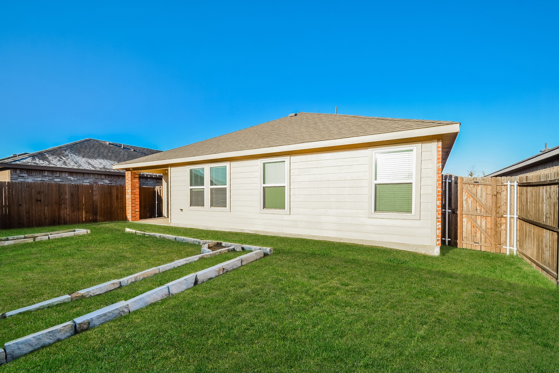 1218 Meadow Creek Drive Princeton TX 75407