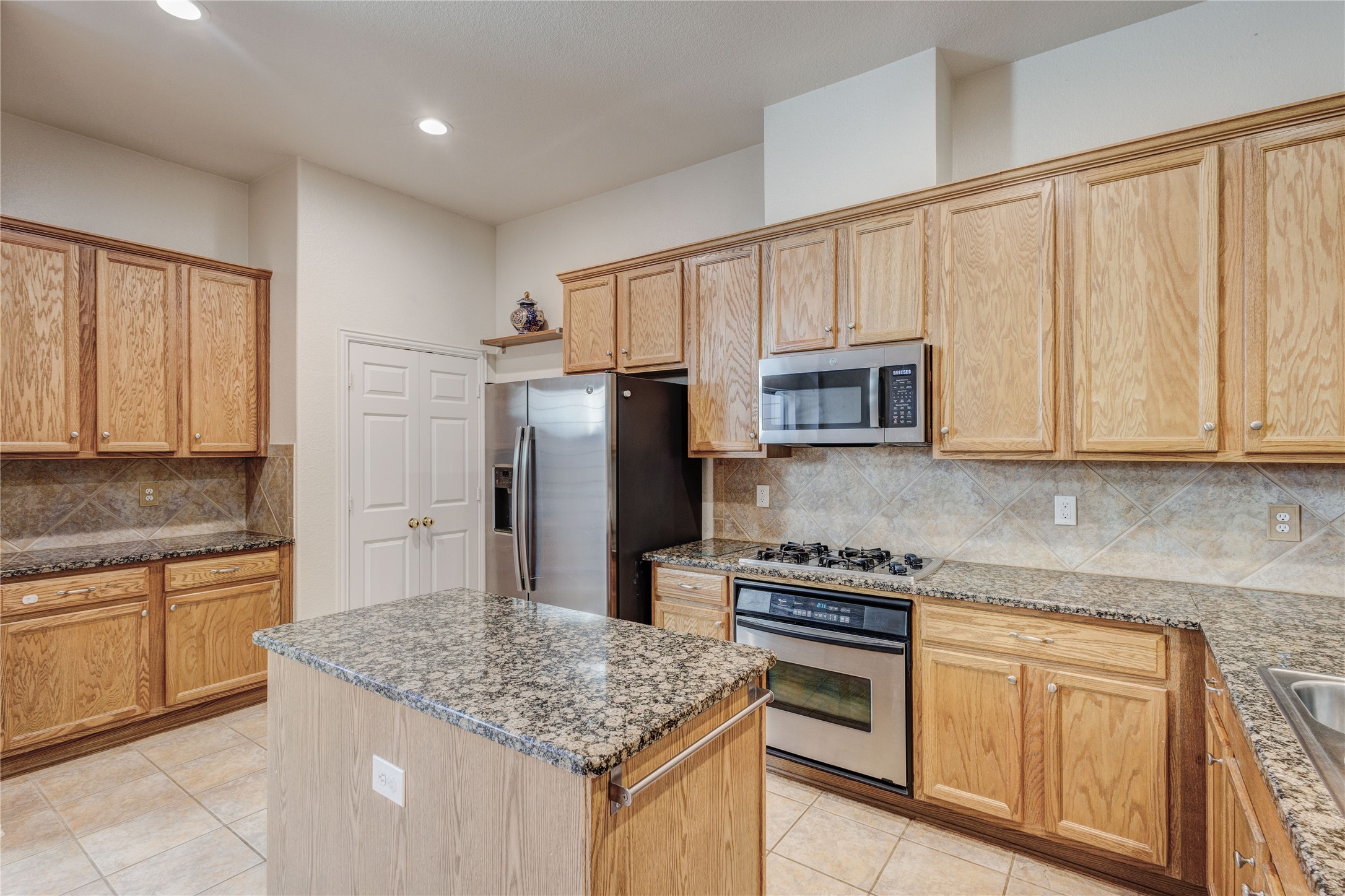 2258 Fox Ridge Trail Frisco TX 75036