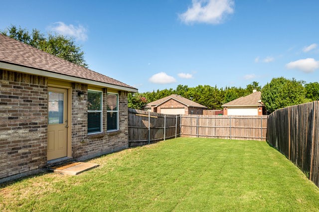 25 Larkspur Drive Fate TX 75087