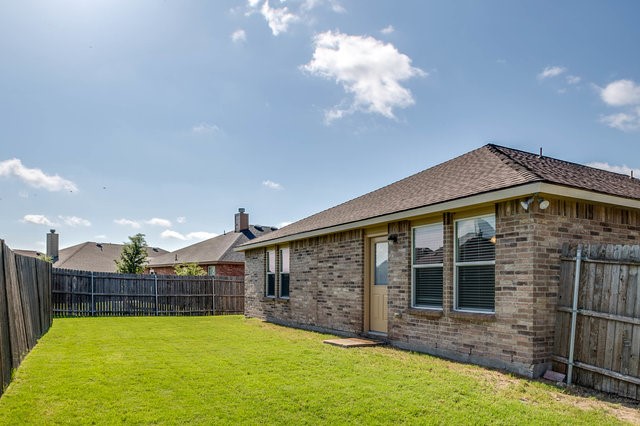 25 Larkspur Drive Fate TX 75087