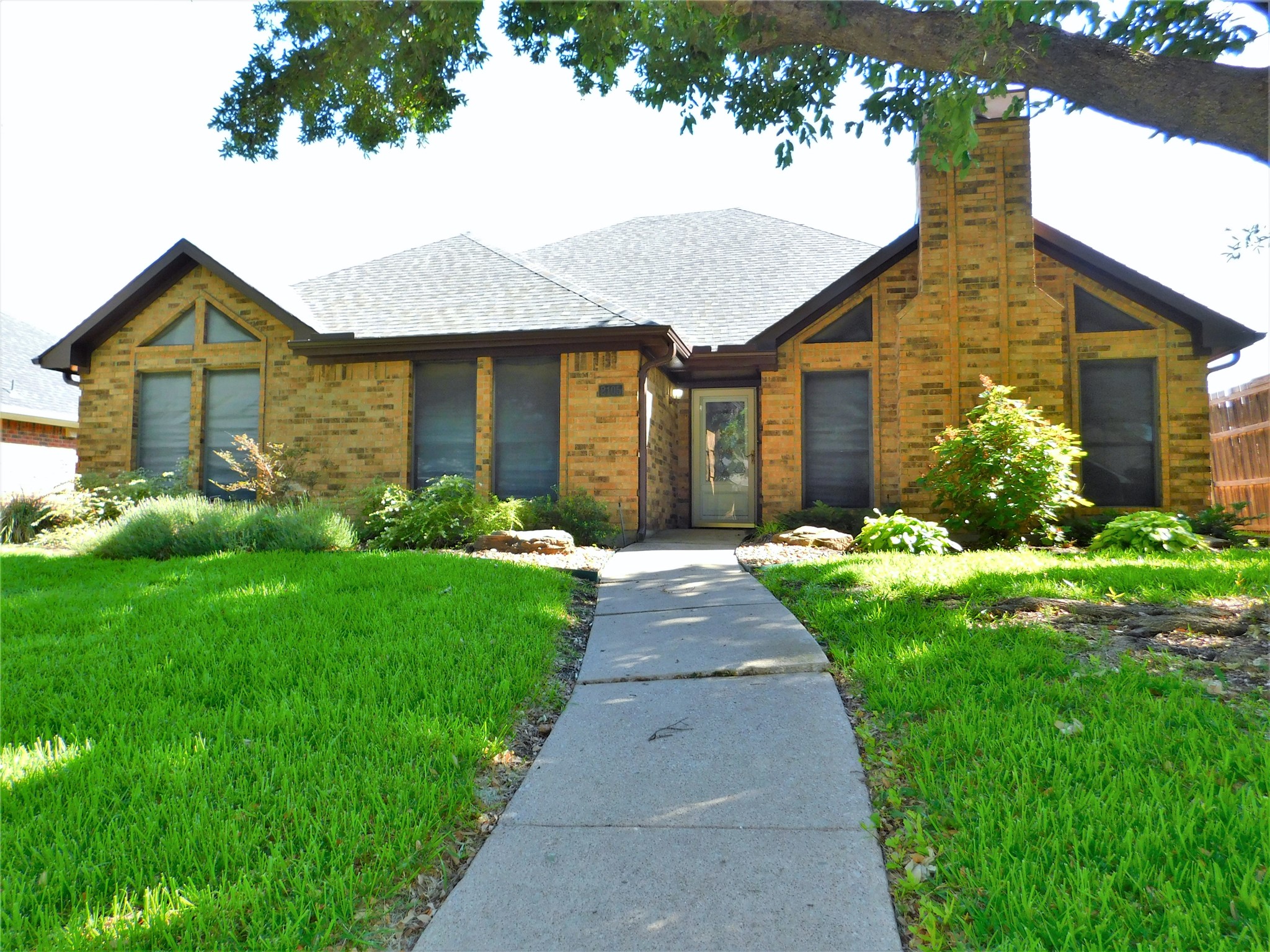 2105 Sonata Lane Carrollton TX 75007
