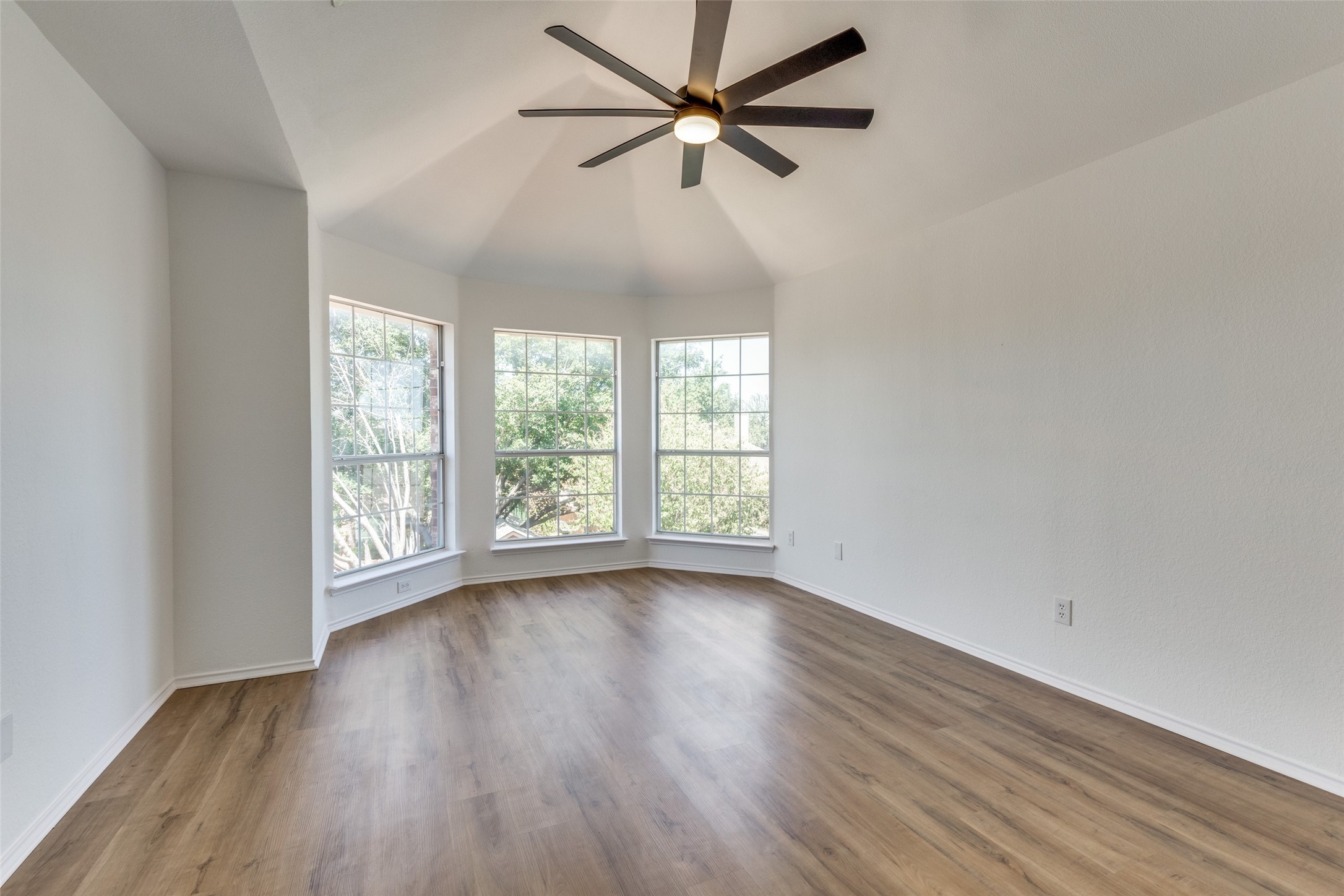 4705 Sabine Street Fort Worth TX 76137
